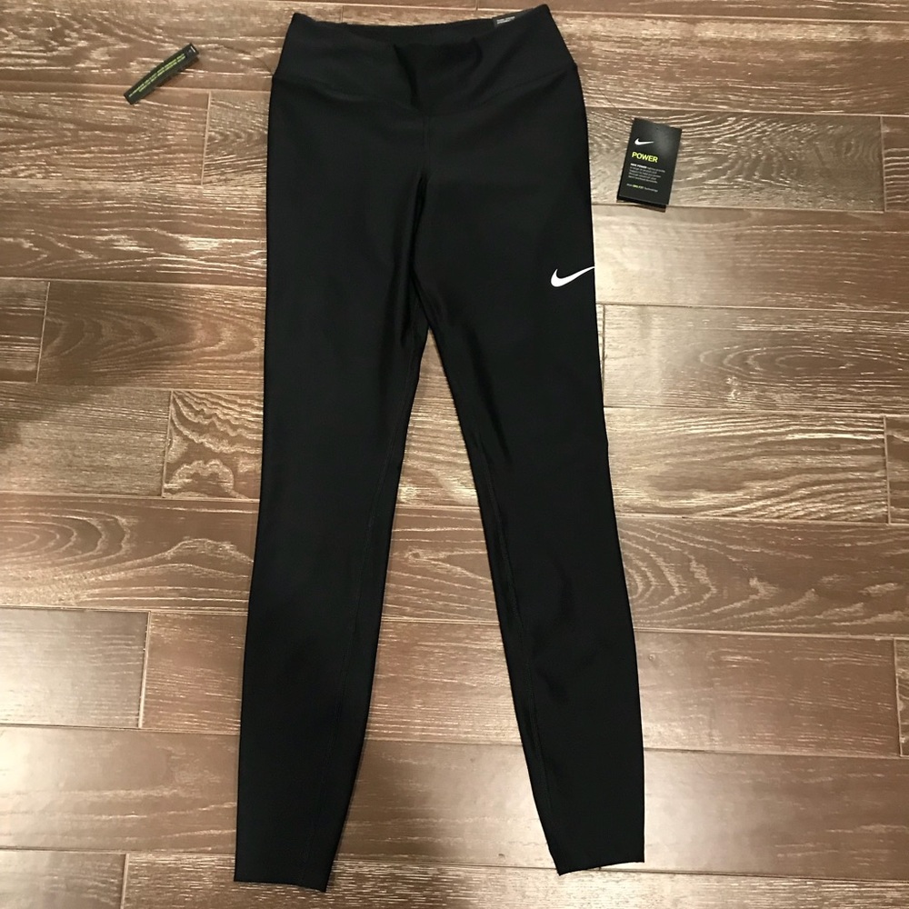 Women’s Nike Training Leggings NEW ⚡️✨🌟